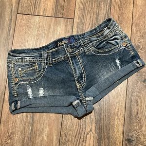 💙SOLD - MERCARI💙Distressed Cuffed Jean Shorts